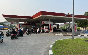 Aneka 'Jurus' Pemda Tangerang Raya Pascakenaikan Harga Pertamax