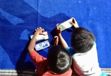 Menilik Anak di Pusaran Media Sosial, Antara Perlindungan dan Tekanan Pergaulan