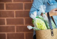 Harga Plastik Melonjak, Tekan Usaha dan Dorong Transisi Kemasan