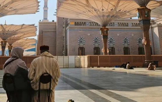 'Labbayk: Here I Am' Suara Identitas Muslim Belanda dalam Perjalanan Haji-Umrah