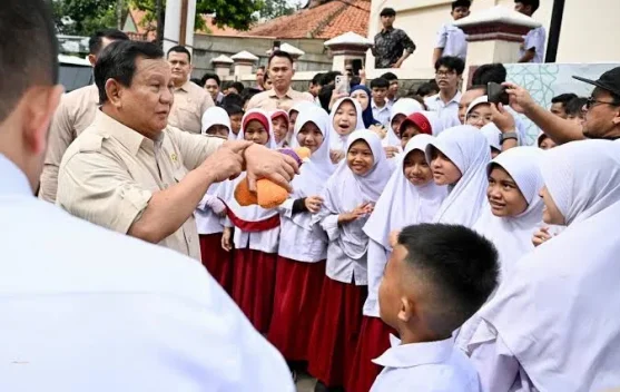 Mengupas Skema Kebijakan Pendidikan Negeri Gratis dari TK hingga Kuliah