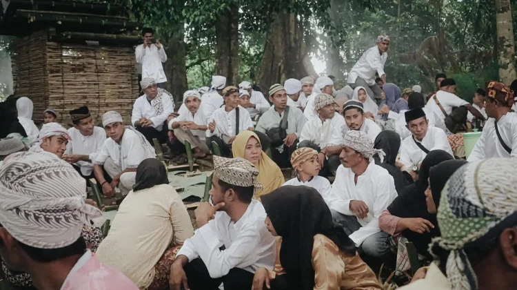 Paca Goya, Kearifan Lokal dan Hutan Adat
