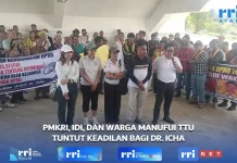 PMKRI Kefamenanu-Aliansi Berdemo di DPRD TTU Tuntut Keadilan Bagi dr. Icha