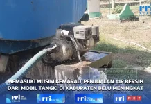 Musim Kemarau, Penjualan Air Bersih dari Mobil Tangki di Kabupaten Belu Meningkat