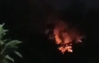Titik Api Muncul di Bukit Sukabumi Bandarlampung, Warga Khawatir Api Membesar