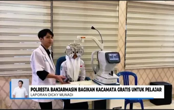 Polresta Banjarmasin Bagikan Kacamata Gratis untuk Ratusan Pelajar