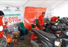 Bantu Ekonomi Driver Ojol, Baznas Pandeglang Gelar Servis Motor Gratis