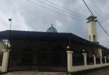 Masjid Ar-Rohim, Jejak Islam yang Tenggelam di Waduk Karian