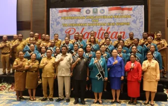 Ketua TP PKK dan Bunda Paud Se-Kabupaten Biak Numfor 2025–2030, Resmi Dilantik