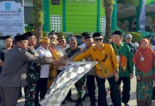 Ribuan Peserta Pawai Ta'aruf , Siap Ikut MTQ ke XXXI Kabupaten Biak Numfor
