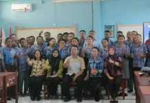 Siswa Kelas XII SMKS YPK 2 Biak Ikuti Sosialisasi Aplikasi SiapKerja Disnaker