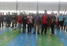 Unik, Pembelajaran Literasi di Biak Melalui Futsal "Ayah Hebat Literasi Kuat"