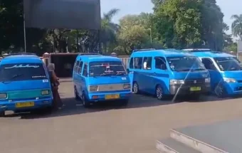 Tekan Kemacetan di Puncak Bogor, Gubernur Jabar Liburkan Sopir Angkot