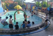 Wisata Seru dan Terjangkau di Situ Daun Waterpark Tenjolaya Kabupaten Bogor