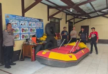Hadapi Cuaca Ekstrem, Polsek Cisarua Siaga Bencana 24 Jam