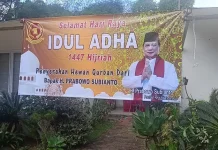 Presiden Prabowo Bagikan Ratusan Sapi Limosine Kepada Warga Babakan Madang
