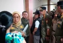 Pol PP Kabupaten Bogor Sita Ribuan Botol Minuman Keras dalam Operasi Pekat