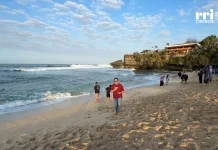 Menutup Liburan di Pantai Drini Yogyakarta