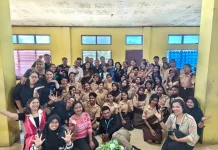 RRI Ende Ajak Pelajar Tolak Bullying Melalui Talkshow KeIndonesiaan