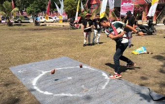 Gawai Dayak XXII Sanggau Jaga Eksistensi Permainan Gasing Tradisional