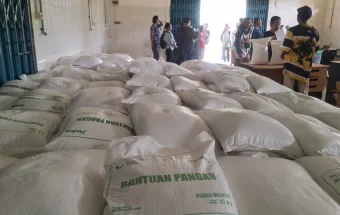 Pemerintah Mulai Salurkan Banpang Beras di Entikong