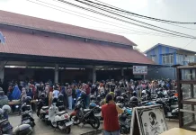 Warga Serbu Operasi Pasar Murah di Sanggau