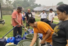 Kemarau Panjang, RRI-Pewarsa Salurkan Bantuan Air Bersih