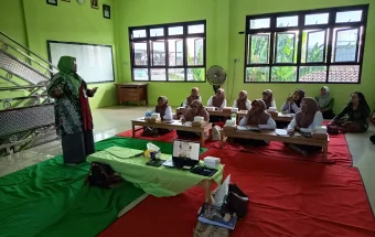UNP Kediri Dorong Literasi Numerasi PAUD lewat Permainan Tradisional