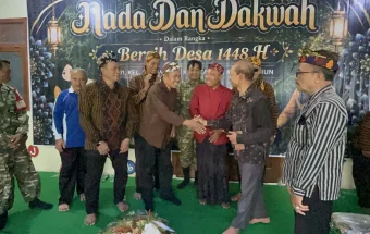 Warga Kelurahan Banjarejo Gelar Bersih Desa