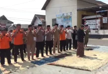 Cegah Karhutla Meluas, Petugas Bersama Warga Gelar Sholat Istisqo