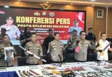 Jajaran Polda Sulsel Menindak Ribuan Senjata Tajam