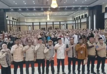 Kloter 7 Mendarat Lebih Cepat, Jemaah Haji Gowa Disambut Haru di Asrama Haji