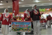 Ratusan Siswa Paud dan TK Se-Kota Makassar Mengikuti Lomba Pawai 17 Agustusan