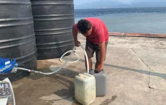 Pemkot Manado Salurkan 16 Ribu Liter Air Bersih ke Bunaken