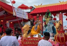 Warna-warni Perayaan Cap Go Meh di Kawasan Pecinan Manado