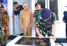 TNI AL Resmikan Program Bedah Rumah untuk Masyarakat Pesisir di Bitung