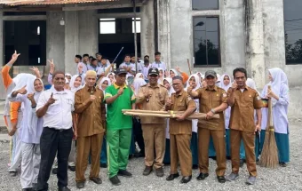 MTs Harapan Bangsa Gelar Gebar Mas Sambut HUT ke-81 RI