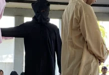 Kejari Aceh Barat Eksskusi Cambuk Tujuh Terpidana Maisir dan Zina