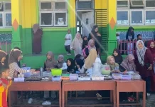 MIN 16 Aceh Barat Gelar Bazar UMKM Siswa