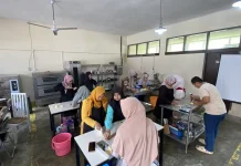 Ibu Rumah Tangga Mengikuti Pelatihan Bakery dari BLK Meulaboh