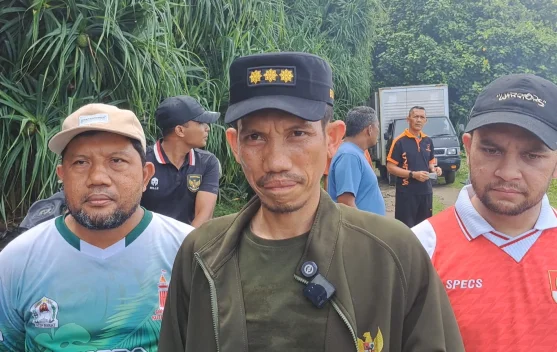 Gotong Royong Program ASRI Tahap Kedua di Pantai Calok - RRI.co.id