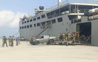 Yonkav 13 Serahkan Tugas Pamtas Kaltara kepada Yonkav 8