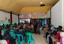 Disdukcapil Nunukan Jemput Bola di Sungai Nyamuk Diserbu Warga