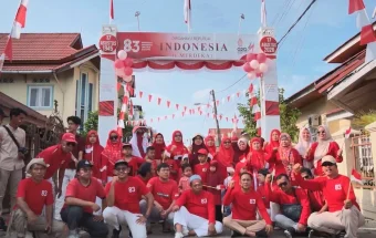 HUT RI ke-81, Warga Gang Merdeka I Bangkitkan Gotong Royong
