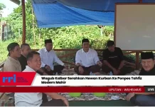 Wagub Kalbar Serahkan Hewan Kurban ke Ponpes Tahfiz Modern Mahir