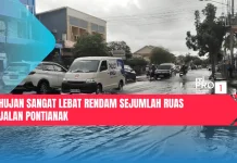 Hujan Sangat Lebat Rendam Sejumlah Ruas Jalan Pontianak