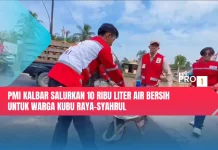PMI Kalbar Salurkan 10 Ribu Liter Air Bersih untuk Warga Kubu Raya