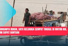 Rumahnya Roboh, Satu Keluarga Sempat Tinggal di Motor Air, Kini Dapat Bantuan