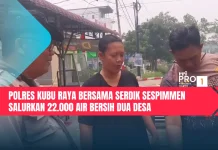 Polres Kubu Raya Bersama Serdik Sespimmen Salurkan 22.000 Air Bersih Dua Desa