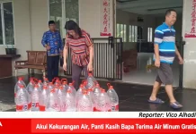 Akui Kekurangan Air, Panti Kasih Bapa Terima Air Minum Gratis dari RRI